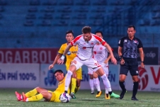 Thắng Sông Lam Nghệ An 2-0, Viettel trở lại cuộc đua vô địch V.League 2022