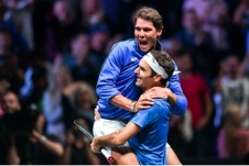 Federer sát cánh cùng Nadal tại Laver Cup trước khi giải nghệ