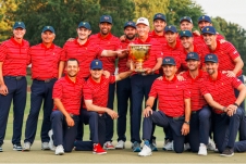 Đội tuyển golf Mỹ đăng quang tại giải Presidents Cup 2022