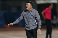 Huấn luyện viên Trương Việt Hoàng chia tay CLB TP HCM sau 39 ngày