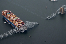 Vụ sập cầu Baltimore: Lời cảnh báo mới từ cây cầu cũ
