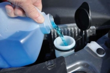 Khi nào cần thay nước làm mát cho ô tô?