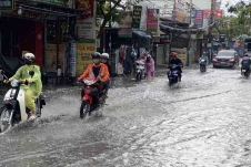 Dự báo TP HCM có mưa lớn gây ngập cục bộ trong những ngày tới