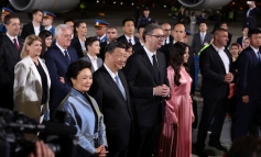 Chủ tịch Trung Quốc Tập Cận Bình đến thăm Serbia trong chuyến công du châu Âu