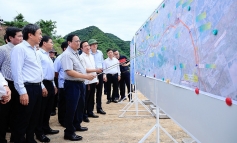 Nghiên cứu, kết nối đồng bộ tuyến đường Đông - Tây của Ninh Bình với các trục giao thông quan trọng