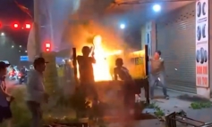 Đồng Nai: Đối tượng vi phạm nồng độ cồn đốt 4 xe máy trên xe tải của CSGT