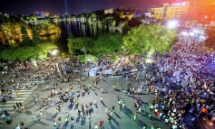 Hà Nội dự kiến cấm hội chợ, thể thao đông người ở phố đi bộ hồ Gươm