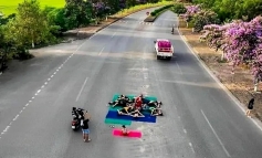 Thái Bình: Phạt 14 người trong nhóm tập yoga giữa đường để chụp hình