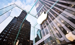 Apple ngừng tuyển dụng trong lúc doanh số iPhone sụt giảm 