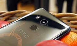 HTC xóa hàng loạt ứng dụng 'đinh' một thời của hãng