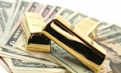 Giá vàng ngày 4/6: Giá vàng tăng vọt, đồng USD giảm