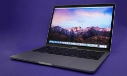 Macbook Pro màn hình 16 inch có thể được ra mắt năm nay