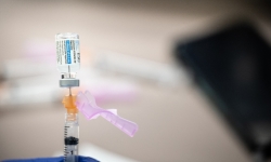 Biến thể Nam Phi có thể kháng được vắc xin của Pfizer