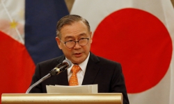 Ngoại trưởng Philippines nổi giận vì Bắc Kinh không rút tàu ở Biển Đông