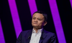 Lùi về ở ẩn, Jack Ma tập trung làm từ thiện và vẽ tranh