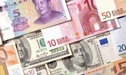 Tỷ giá ngoại tệ hôm nay 3/7: Đồng USD trượt khỏi mức cao nhất trong ba tháng qua