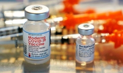 Hãng thông tấn Reuters: Vaccine ngừa COVID-19 không chứa graphene oxide