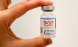 Nhật Bản thu hồi 1,6 triệu liều vắc xin Moderna do nhiễm bẩn