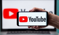 YouTube sẽ mạnh tay loại bỏ video thông tin sai lệch về vắc xin