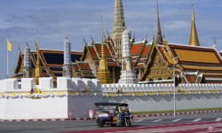 Thái Lan gỡ cách ly đối với khách du lịch đã tiêm vắc xin