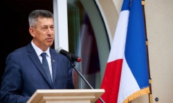 Belarus trục xuất đại sứ Pháp