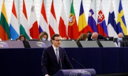 Ba Lan đối mặt sự trừng phạt khi thách thức luật pháp của EU