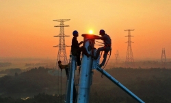 Hàng loạt tỉnh Trung Quốc tăng giá điện khi khủng hoảng năng lượng lan rộng