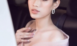 Hoa hậu Đỗ Thị Hà xuất hiện tại sân bay, chuẩn bị cho Miss World 2021
