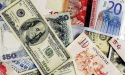 Tỷ giá ngoại tệ hôm nay 24/10: Đồng đô la Mỹ tiếp tục giảm phiên cuối tuần