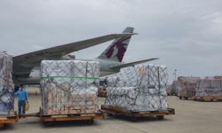 Hơn 8.000 liều thuốc RONAPREVE đã về đến Sân bay Tân Sơn Nhất