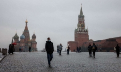 Moscow áp đặt các hạn chế COVID mới khi số ca tử vong cao kỷ lục