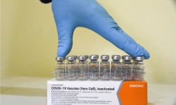 Vắc xin COVID của Sinovac an toàn cho trẻ em, trẻ sơ sinh từ 6 tháng tuổi