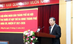 Chủ tịch Hà Nội: Cho học sinh trở lại trường, không thể kéo dài sang năm 2022