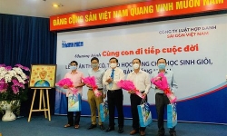 Báo Thanh Niên tổ chức Lễ tri ân thầy có nhân Ngày Nhà giáo Việt Nam