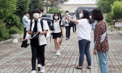 Hàn Quốc nối lại hoạt động dạy học trực tiếp từ ngày 22/11, dù dịch bệnh vẫn phức tạp