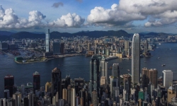 Hồng Kông mất ngôi vị “thành phố đắt đỏ nhất thế giới” vào tay ai?