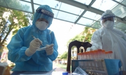 Ca mắc COVID-19 tại Hà Nội tăng cao, vượt mốc 600 ca/ngày