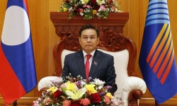 Chủ tịch Quốc hội Lào Saysomphone Phomvihane bắt đầu thăm chính thức Việt Nam