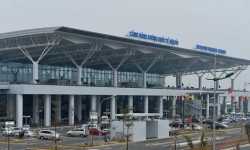 Hơn 50 bãi xe tự phát “ăn theo” cảng hàng không quốc tế Nội Bài