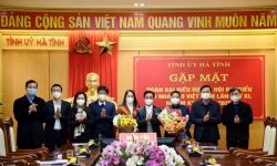 Gặp mặt đoàn đại biểu Hà Tĩnh dự Đại hội Hội Nhà báo Việt Nam lần thứ XI