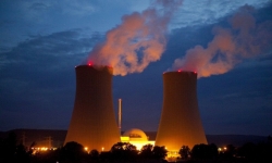Đức đóng cửa một nửa trong số 6 nhà máy điện hạt nhân còn lại