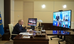 Putin sẽ giữ lại các binh sĩ Nga để hoàn thành công việc ở Kazakhstan