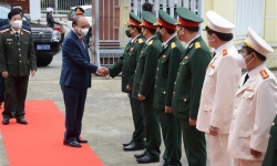 Chủ tịch nước Nguyễn Xuân Phúc thăm, chúc Tết các đơn vị tại thành phố Đà Nẵng