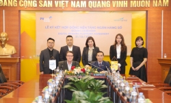 PVcomBank và Vemanti Group ký kết hợp đồng nền tảng ngân hàng kỹ thuật số