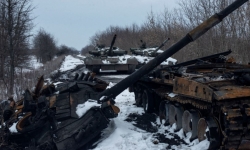 Nga nói kết thúc giai đoạn đầu chiến dịch, chuyển hướng về miền đông Ukraine