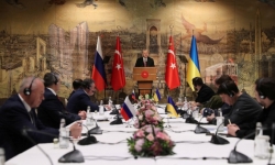 Đàm phán tại Istanbul: Nga hứa giảm quy mô quân sự và hướng tới hiệp ước hòa bình với Ukraine