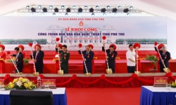 Chủ tịch nước Nguyễn Xuân Phúc dự lễ khởi công dự án Nhà văn hóa nghệ thuật tỉnh Phú Thọ