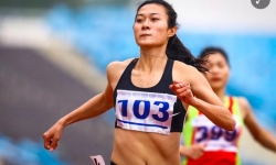 ‘Nữ hoàng tốc độ’ Lê Tú Chinh bị chấn thương trước SEA Games 31