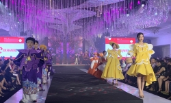 'Mãn nhãn' với màn trình diễn thời trang ở lễ công bố Vietnam International Fashion Tour
