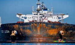 Châu Âu gây khó khăn lên xuất khẩu dầu của Nga